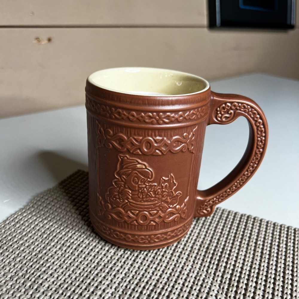 Disney Parks Pinocchio and Figaro Stoneware Mug Brown Wood Grain 14oz Stein
